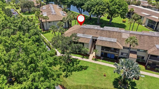 15492 LAKES OF DELRAY Boulevard 101, Delray Beach, FL 33484