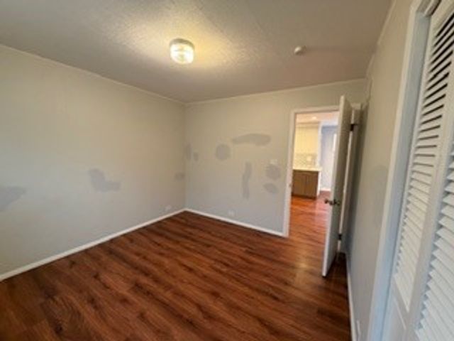 6902 Lyons Street, Morton Grove, IL 60053