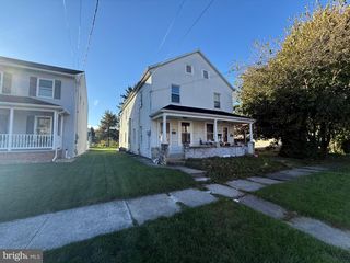 204 E PORTLAND ST, Mechanicsburg, PA 17055