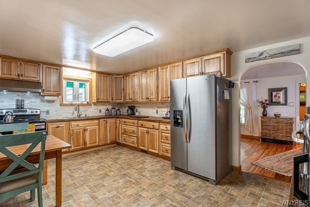 1285 Parkview Drive, North Tonawanda, NY 14120