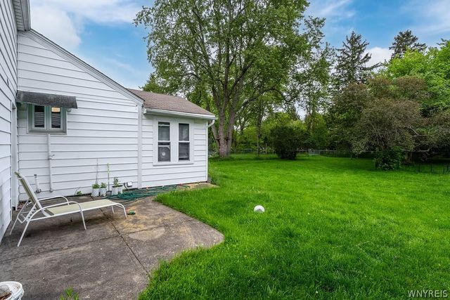 1285 Parkview Drive, North Tonawanda, NY 14120