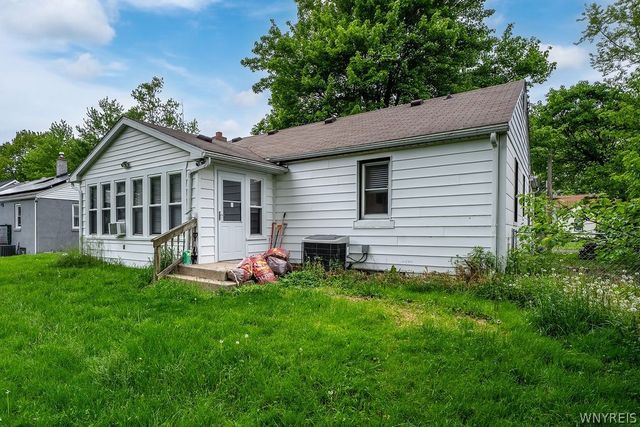 1285 Parkview Drive, North Tonawanda, NY 14120