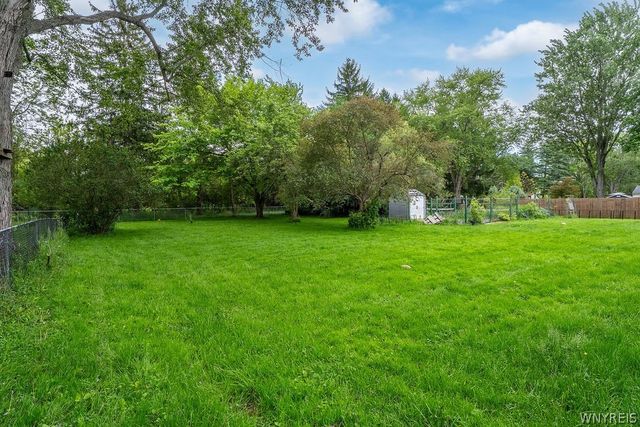 1285 Parkview Drive, North Tonawanda, NY 14120