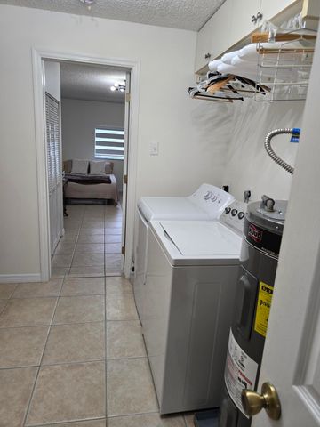 939 HIBISCUS Drive, Royal Palm Beach, FL 33411