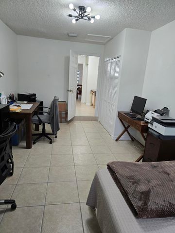 939 HIBISCUS Drive, Royal Palm Beach, FL 33411