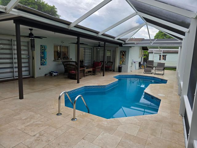 939 HIBISCUS Drive, Royal Palm Beach, FL 33411