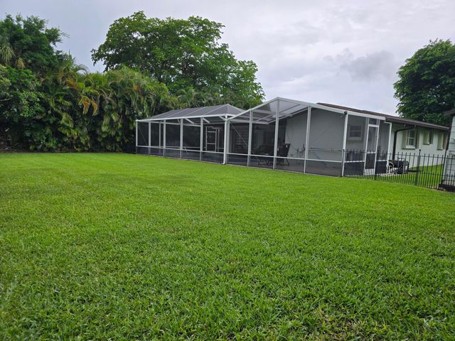 939 HIBISCUS Drive, Royal Palm Beach, FL 33411
