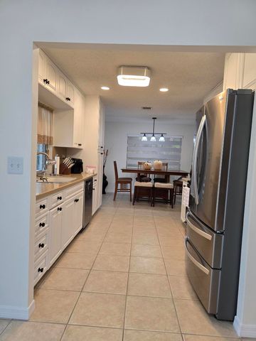 939 HIBISCUS Drive, Royal Palm Beach, FL 33411
