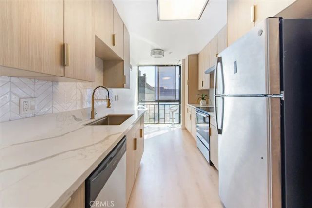 222 S Central 428, Los Angeles, CA 90012