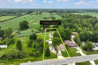 7670 River Road, Cottrellville, MI 48039