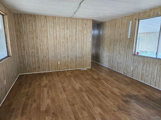 5505 W Tulare Avenue 101, Visalia, CA 93277