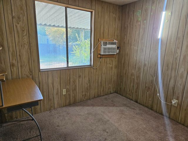 5505 W Tulare Avenue 101, Visalia, CA 93277