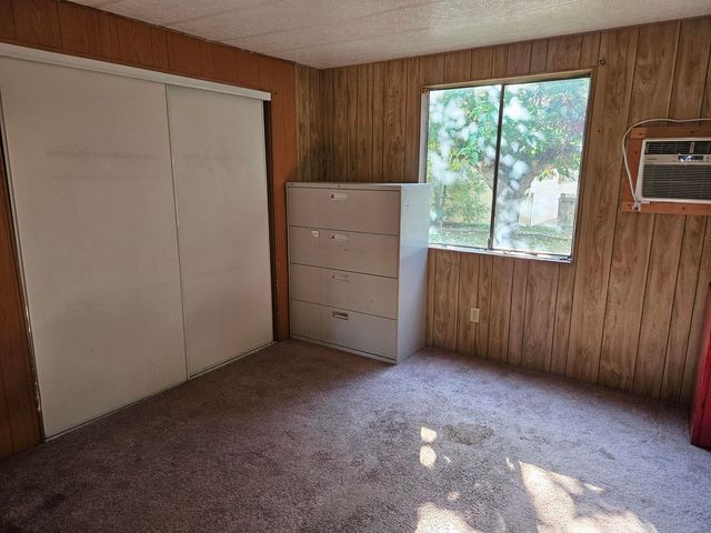 5505 W Tulare Avenue 101, Visalia, CA 93277