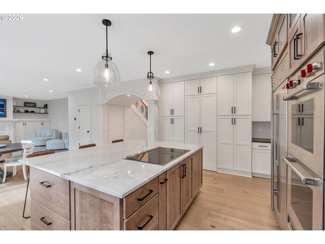 1275 N FIR St, Canby, OR 97013