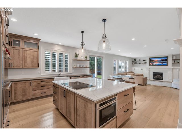 1275 N FIR St, Canby, OR 97013