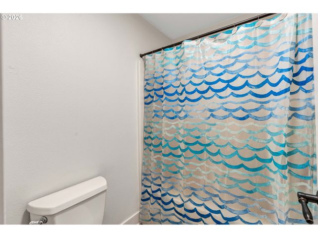 1275 N FIR St, Canby, OR 97013