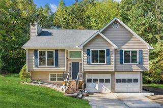 25 Boones Ridge SE Parkway, Acworth, GA 30102