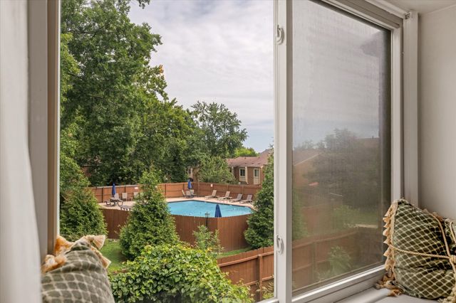 6948 Highland Park Dr, Nashville, TN 37205