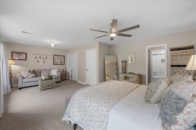 6948 Highland Park Dr, Nashville, TN 37205