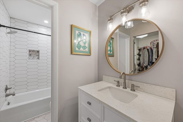 6948 Highland Park Dr, Nashville, TN 37205