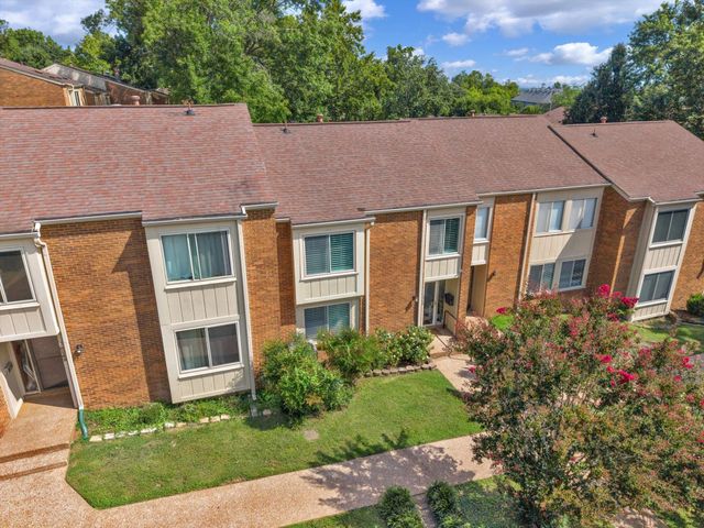 6948 Highland Park Dr, Nashville, TN 37205