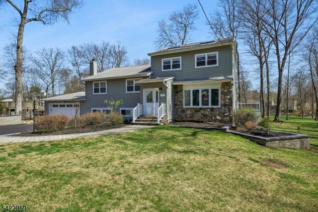 47 Crossbrook Rd, Livingston Twp., NJ 07039