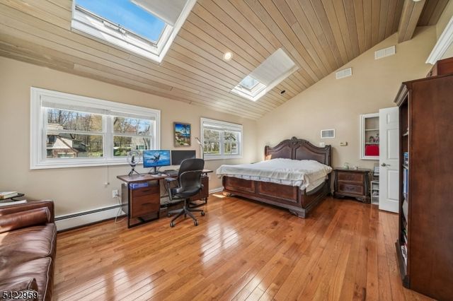 47 Crossbrook Rd, Livingston Twp., NJ 07039