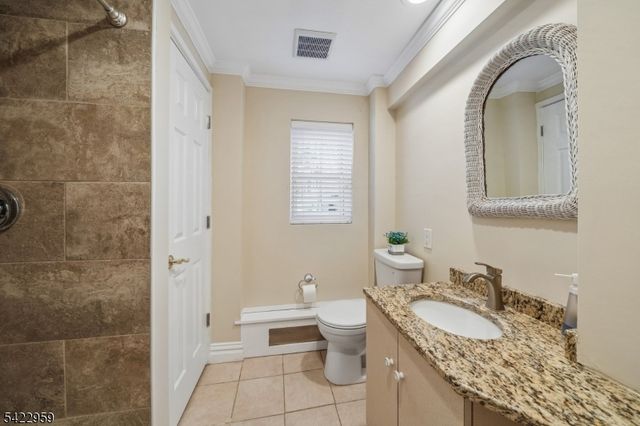 47 Crossbrook Rd, Livingston Twp., NJ 07039