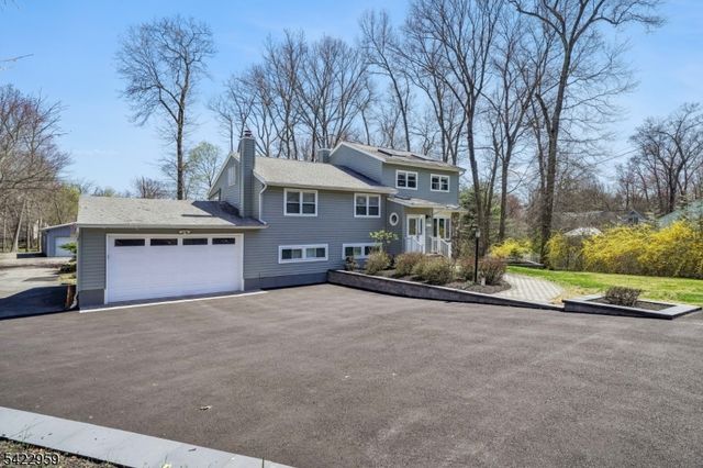 47 Crossbrook Rd, Livingston Twp., NJ 07039