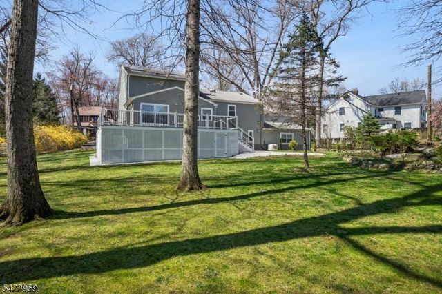 47 Crossbrook Rd, Livingston Twp., NJ 07039
