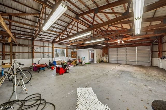 47 Crossbrook Rd, Livingston Twp., NJ 07039