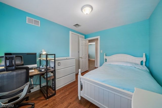 47 Crossbrook Rd, Livingston Twp., NJ 07039