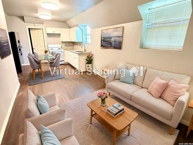 161 Water St Unit B, Pipe Creek, TX 78063