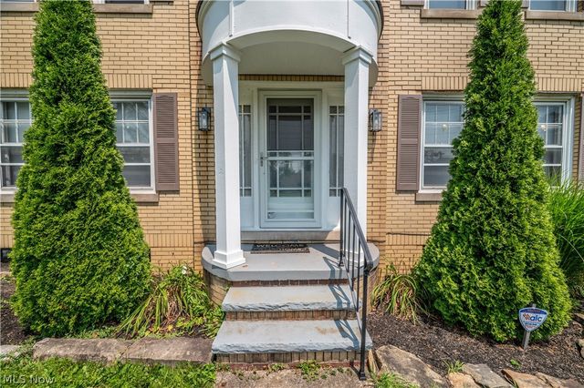 2505 E Market Street, Warren, OH 44483