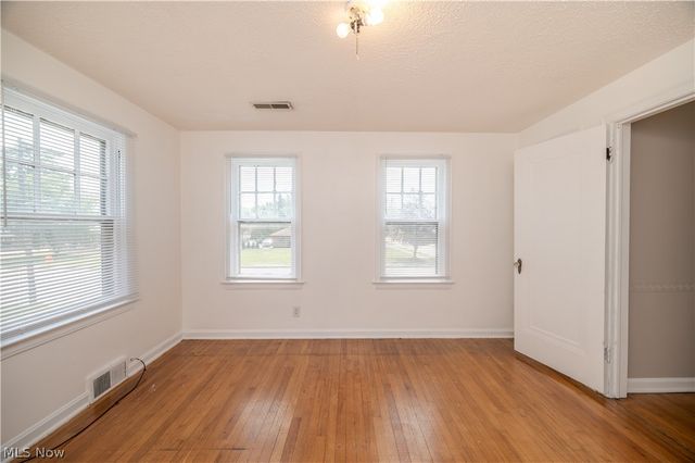 2505 E Market Street, Warren, OH 44483
