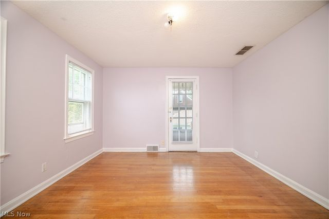 2505 E Market Street, Warren, OH 44483