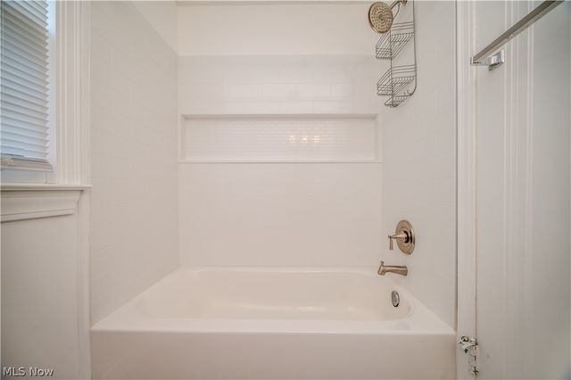 2505 E Market Street, Warren, OH 44483