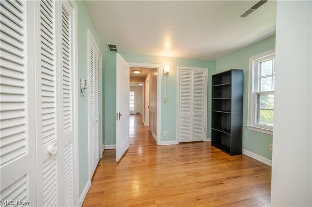 2505 E Market Street, Warren, OH 44483