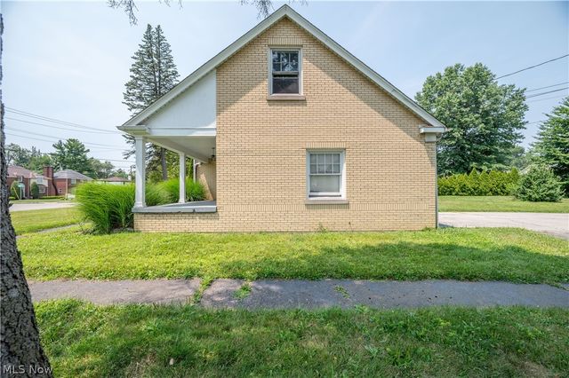 2505 E Market Street, Warren, OH 44483
