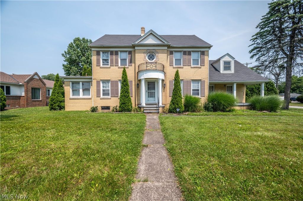 2505 E Market Street, Warren, OH 44483