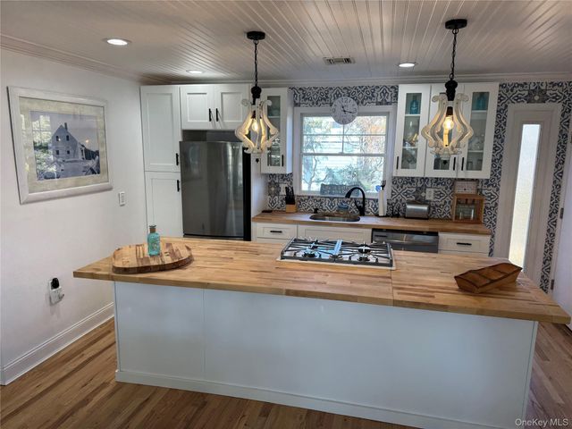 301 Lewis Walk, Cherry Grove, NY 11782