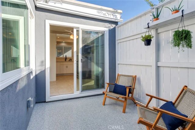 2408 Saratoga Way, Costa Mesa, CA 92626