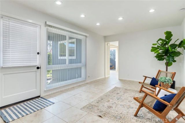 2408 Saratoga Way, Costa Mesa, CA 92626