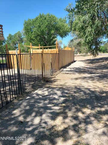 774 Copperwood Drive, Fallon, NV 89406