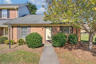 107 Chrisfield Circle, Winston-salem, NC 27104