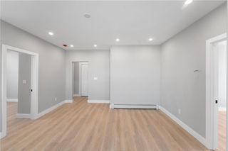 735 Broadway 3R, Pawtucket, RI 02861
