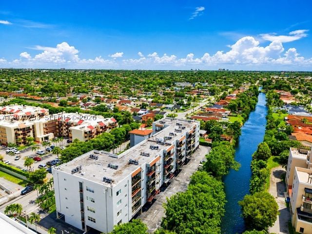 900 SW 84th Ave 415D, Miami, FL 33144