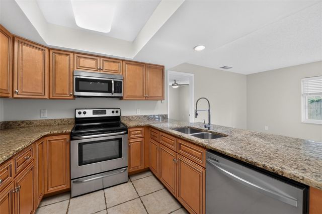7207 14TH AVENUE NW, Bradenton, FL 34209