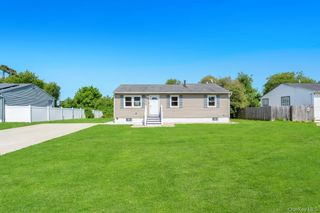 941 Provost Avenue, Bellport, NY 11713