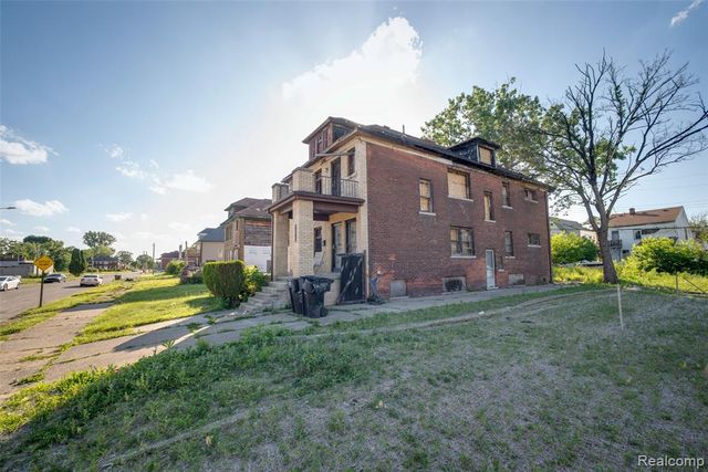 2488 W Buena Vista Street, Detroit, MI 48238
